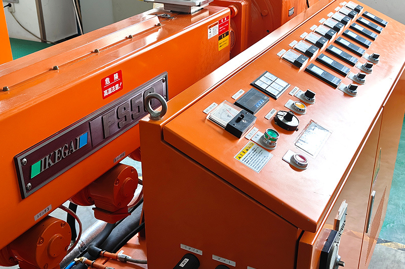 ikegai extruder