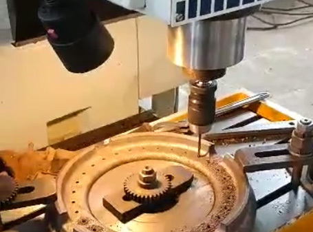 ZK5150-1的數(shu)控鑽床