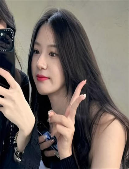 美麗姑娘視頻在線觀看免費播放_久久碰人人玩國產精品